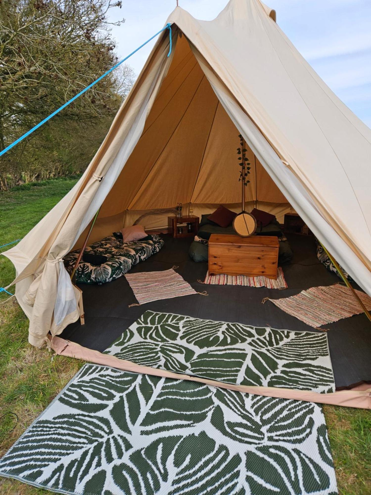 Readers Field Glamping Luxury tent Great Sampford