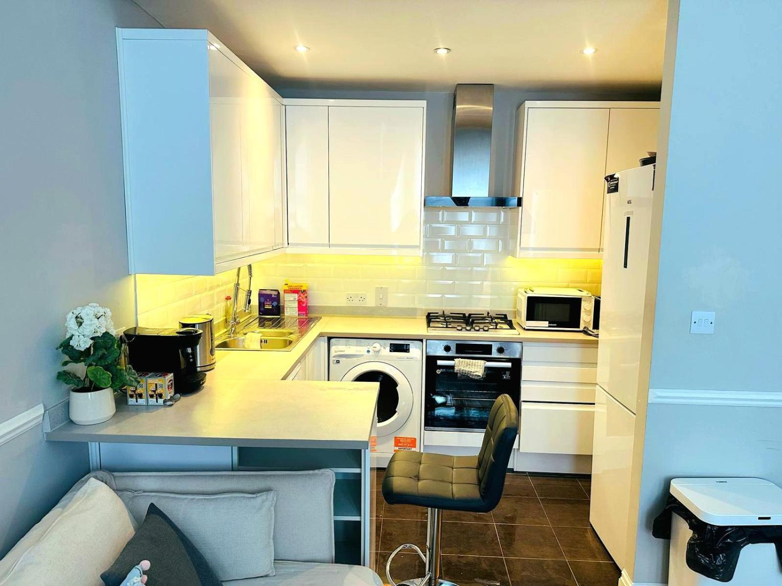 Lovely Around Kensington And Chelsea Locations W8 Sw5 Sw3 Sw10 By Ricky & Giustina Londen