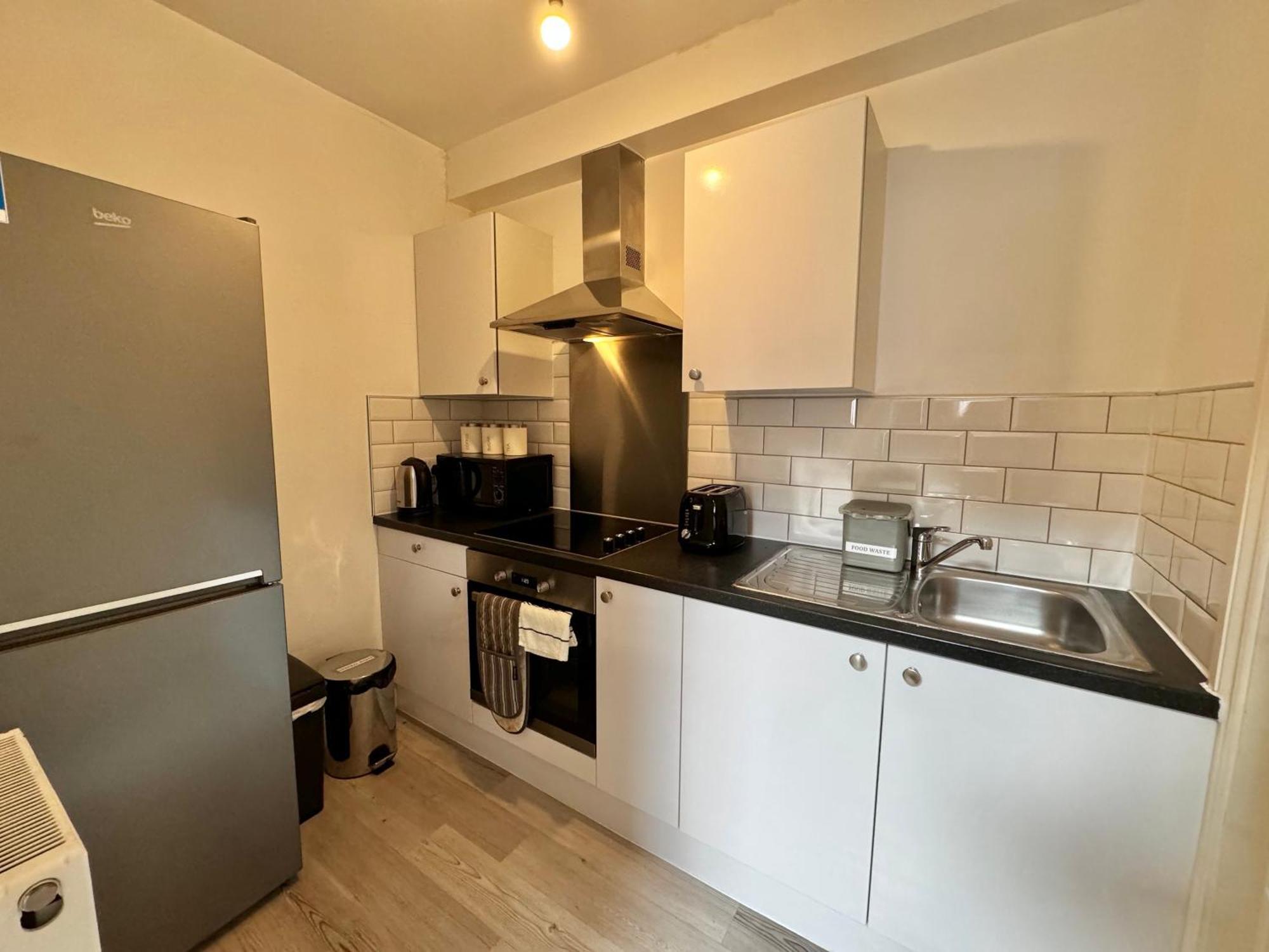 Apartment Alluring 30min To & Free Parking *