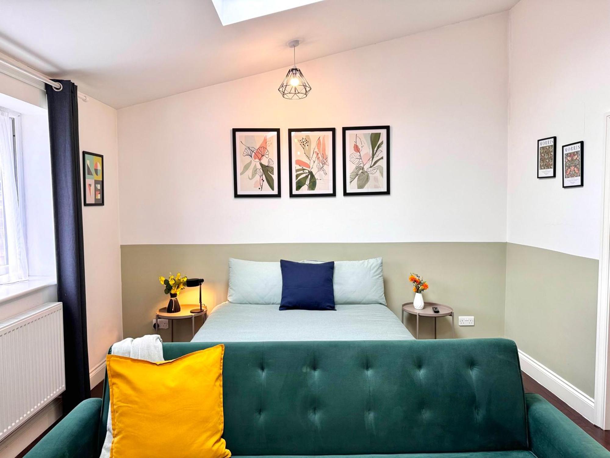 Apartment Alluring 30min To & Free Parking London