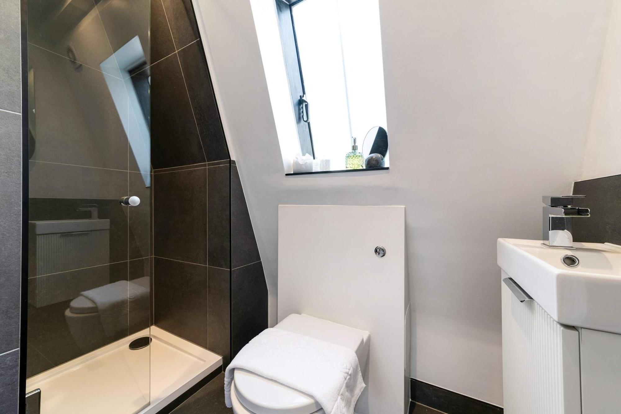 Madestays Premium Hyde Park Townhouse * London