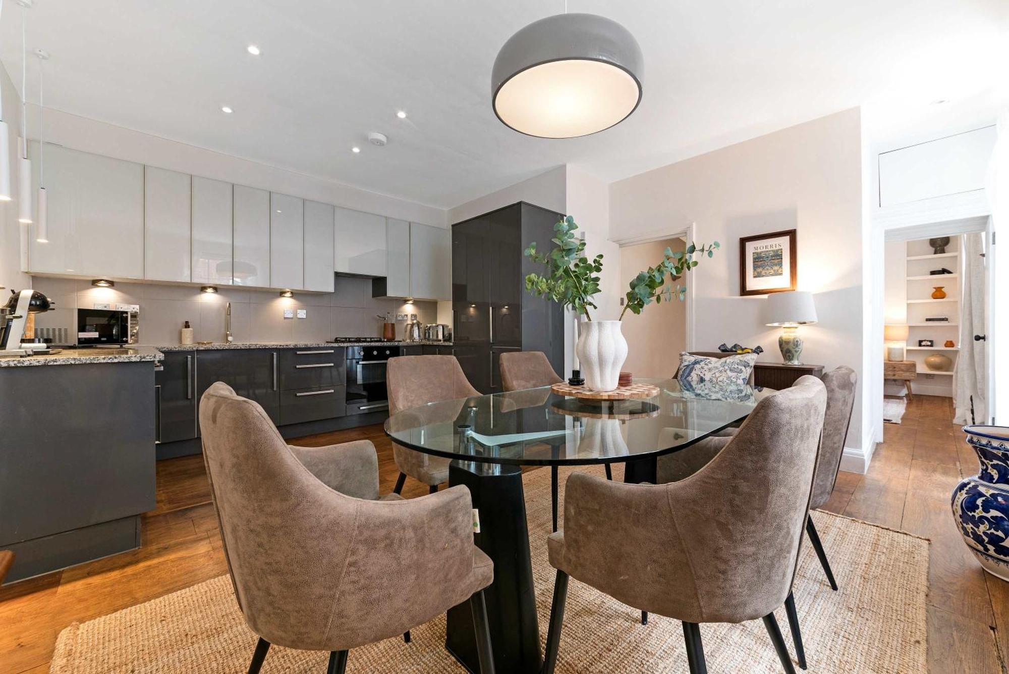 Madestays Premium Hyde Park Townhouse London