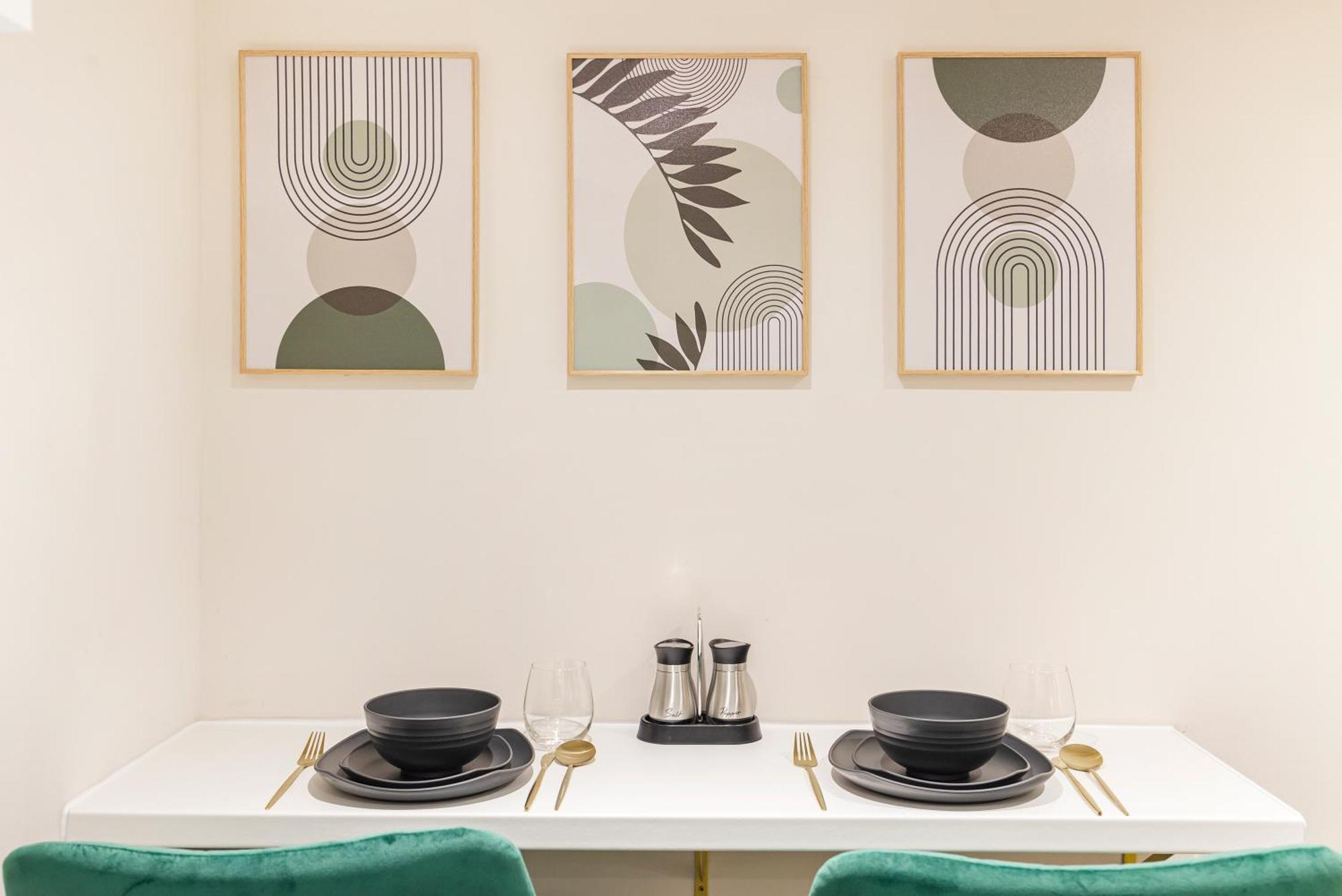 Appartement Stylish Gem Next Transport Easy Access Ctr Londen