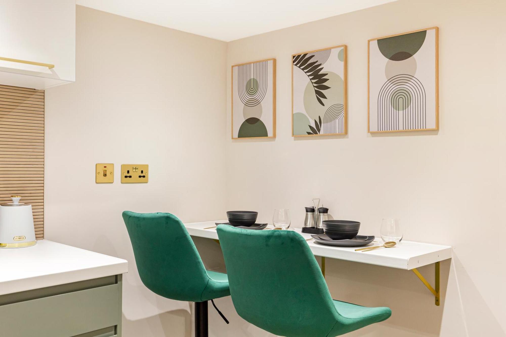Stylish Gem Next Transport Easy Access Ctr Appartement *