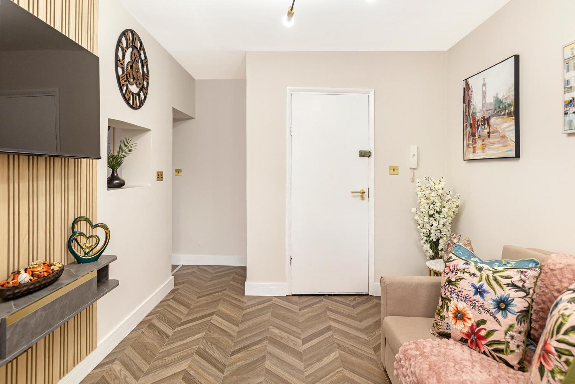 Stylish Gem Next Transport Easy Access Ctr Appartement