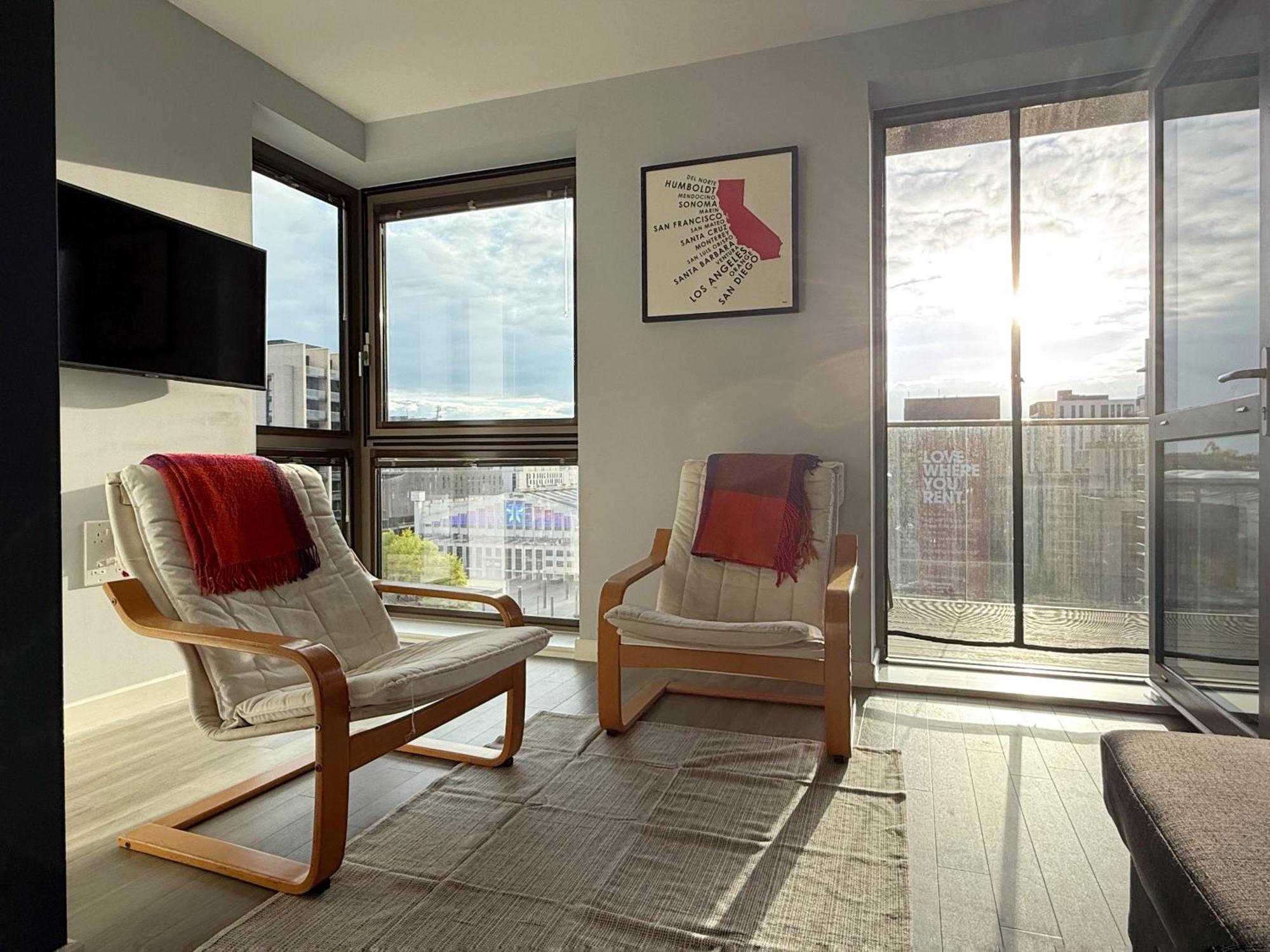 George's Place In Wembley - Close To Wembley Stadium & Wembley Arena Apartment London