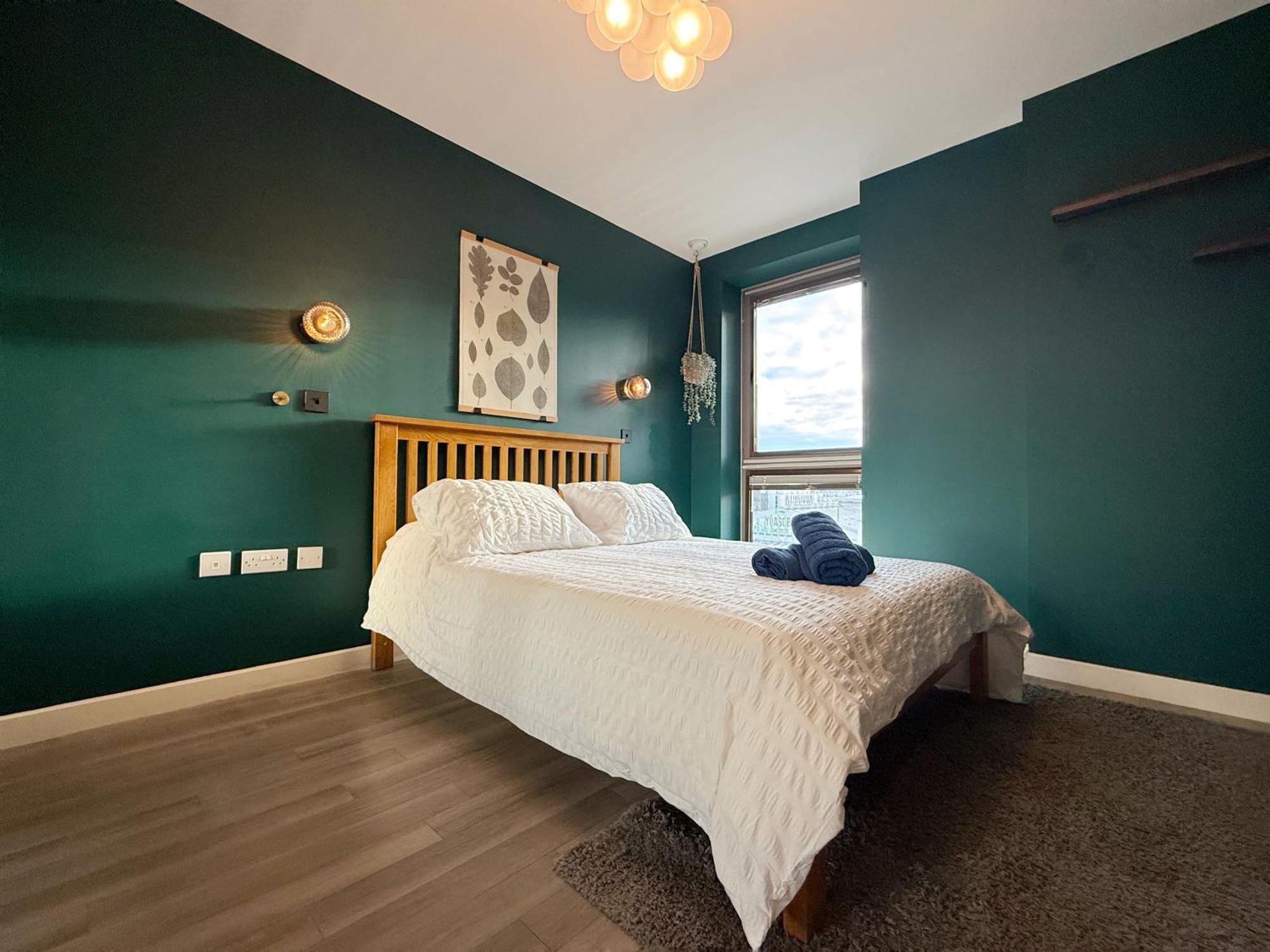 George's Place In Wembley - Close To Wembley Stadium & Wembley Arena London