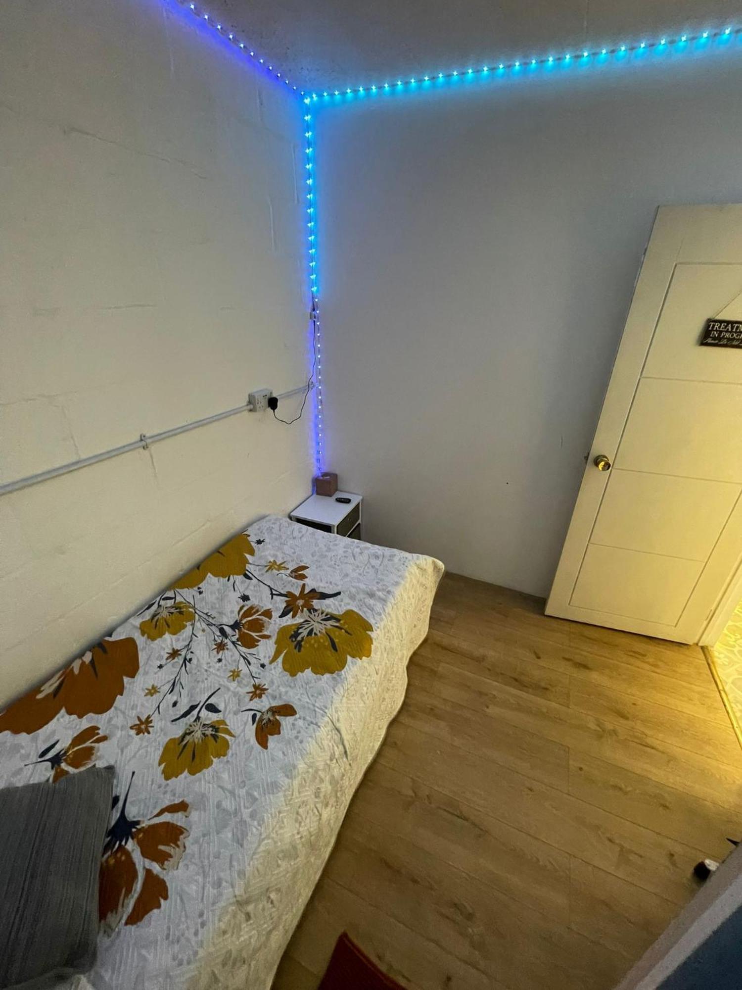 Guest house Divine London
