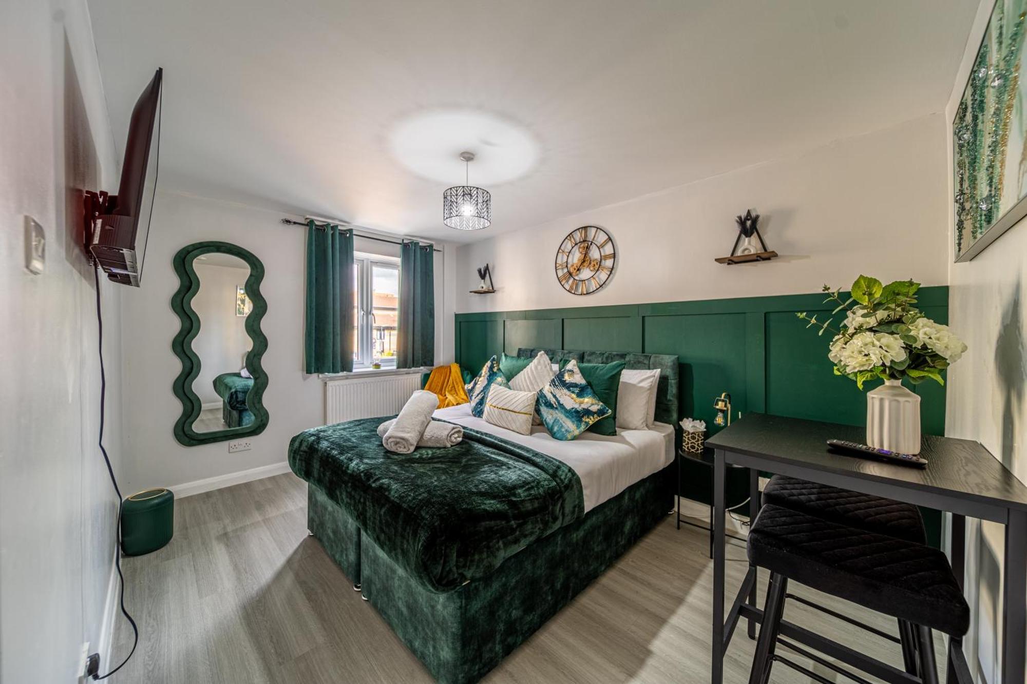 Apartment Luxurious & Spacious 3-br Free Parking Balcony