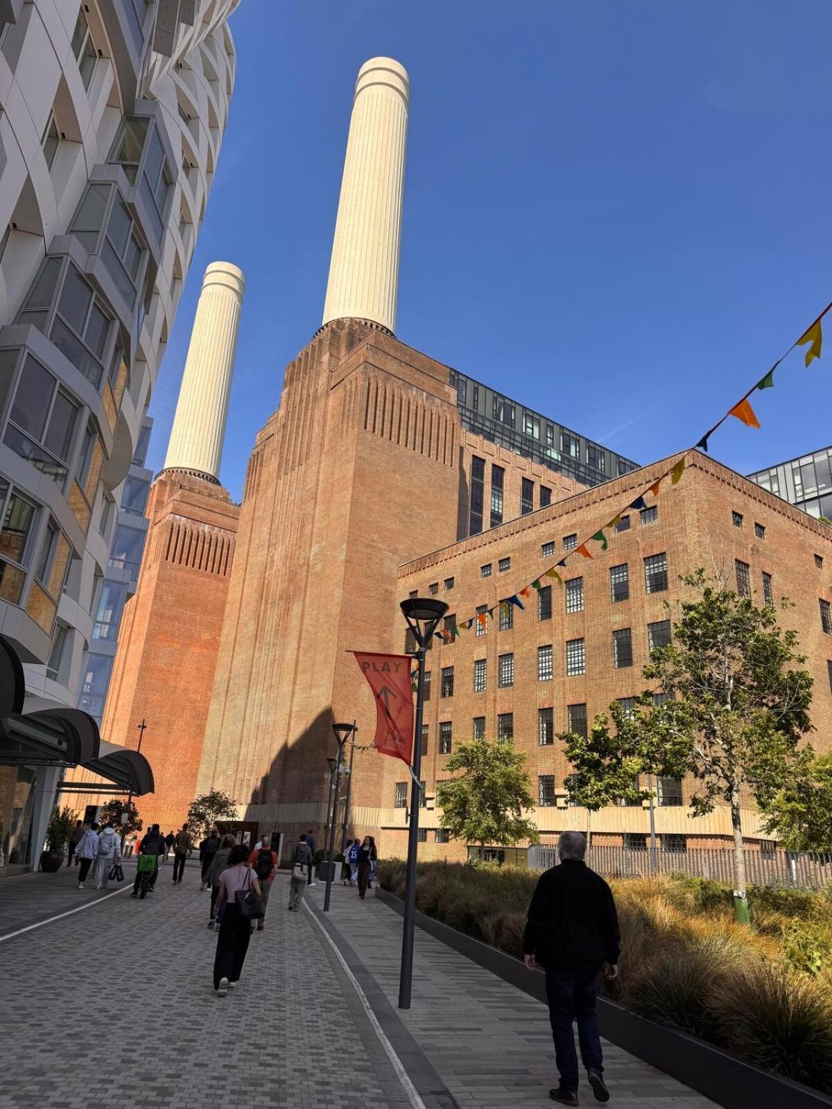 Family With Balcony In Battersea Power Station Apartamento