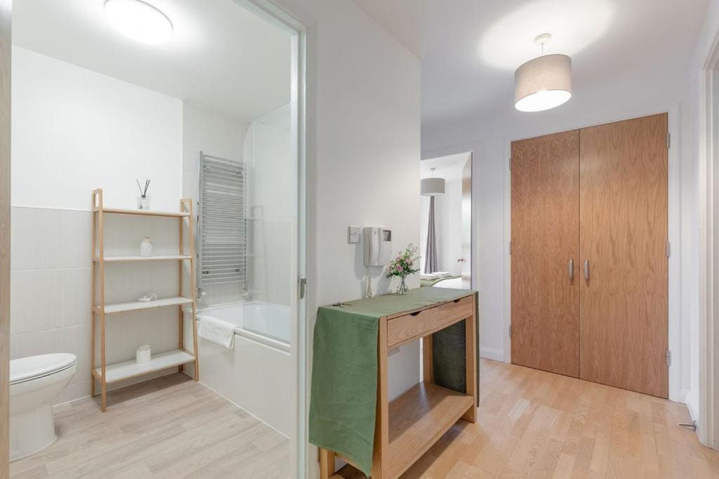 Guestready - Modern In With A Balcony Apartment *