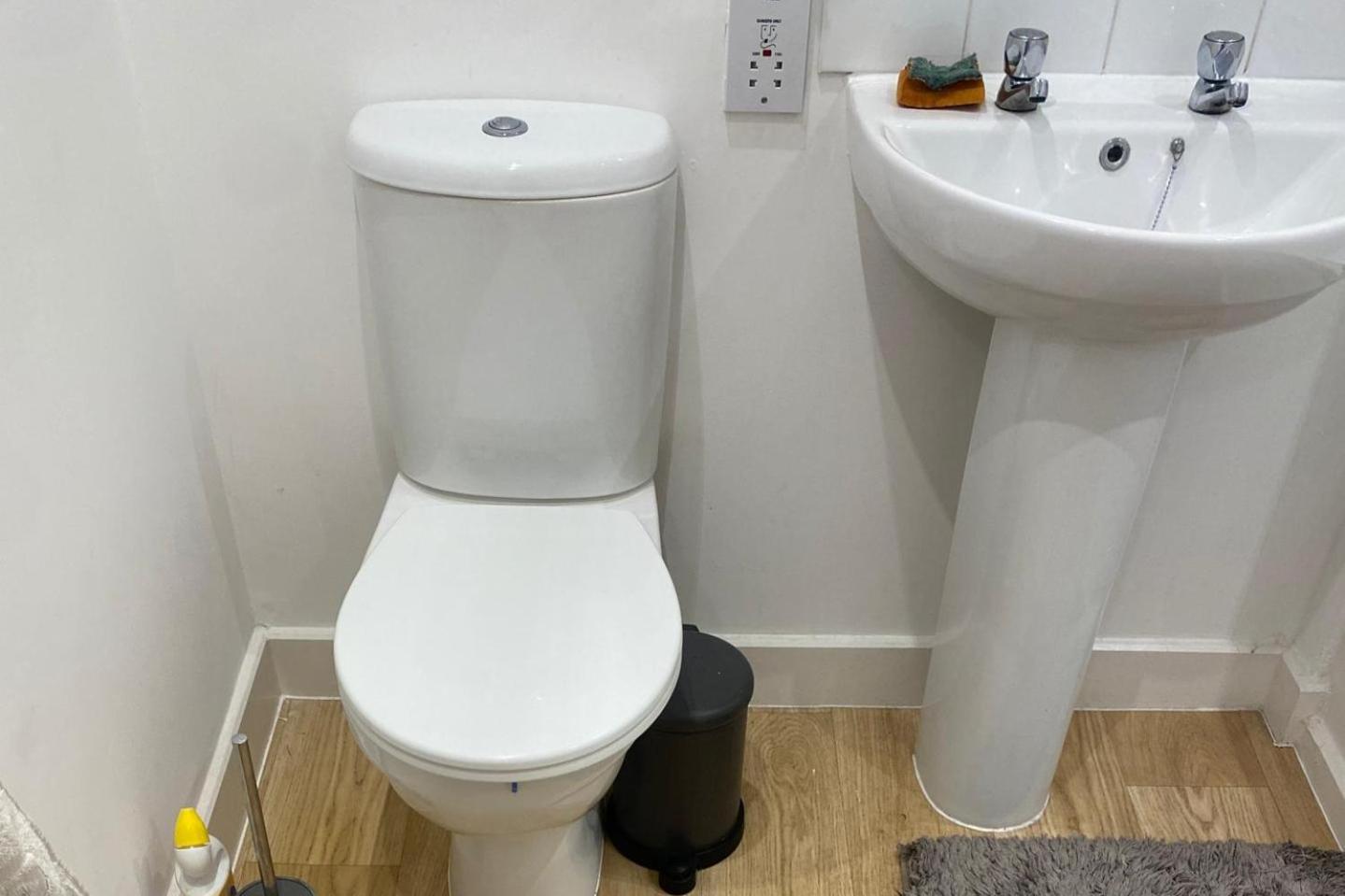 Stylish Close To O2 And Riverside *