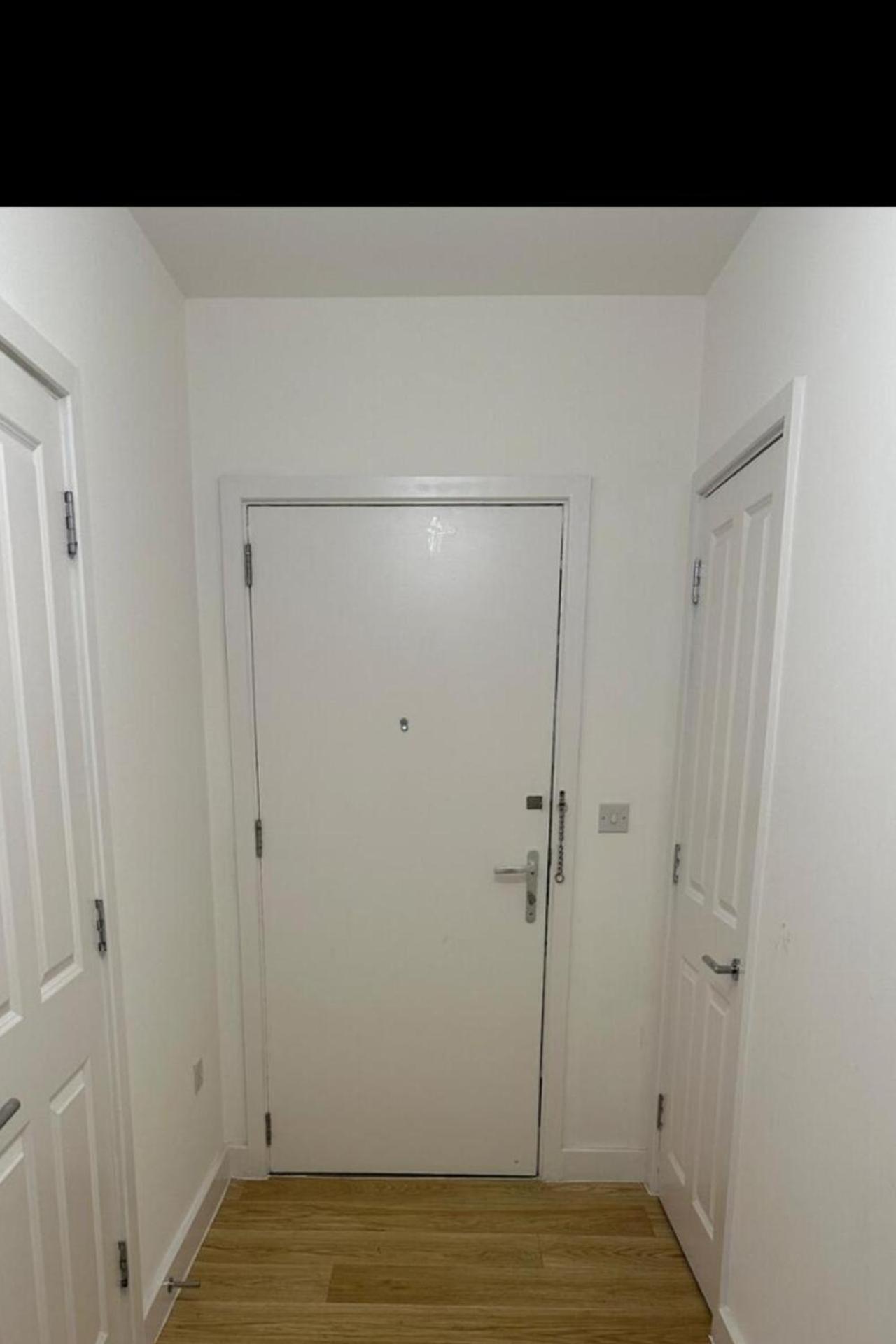Apartment Stylish Close To O2 And Riverside London