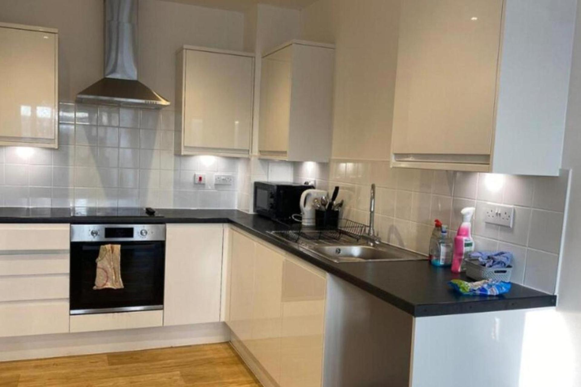 Stylish Close To O2 And Riverside *