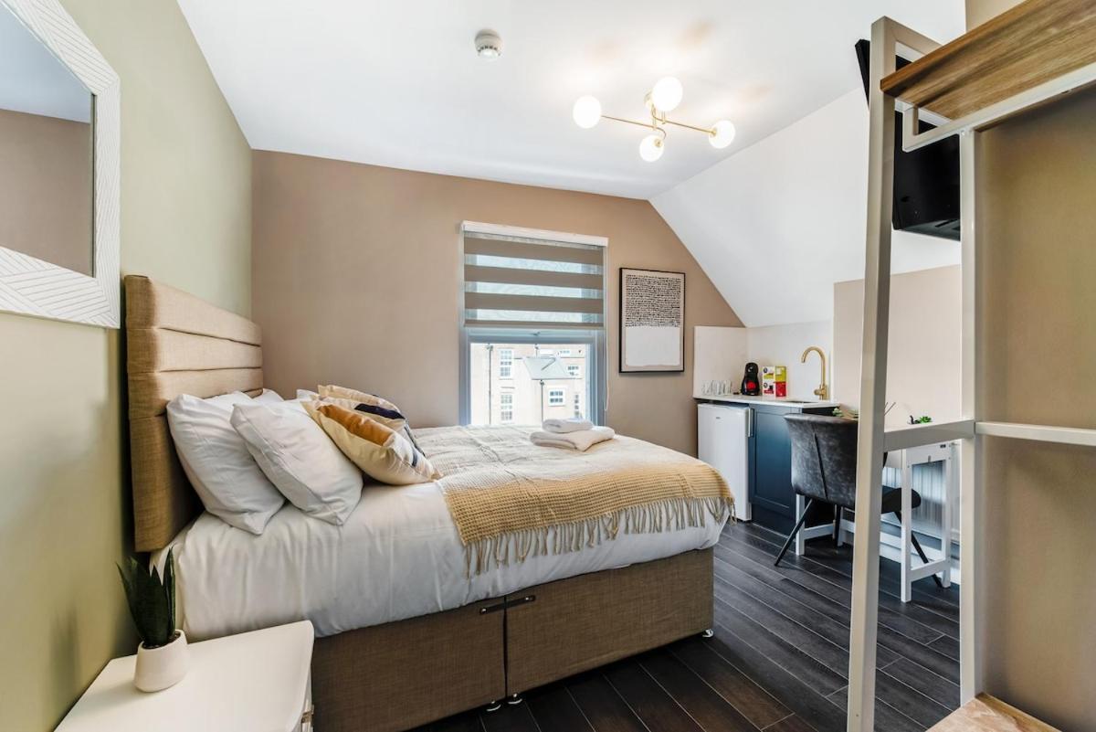 Charming In Excellent Location 10 Apartment *