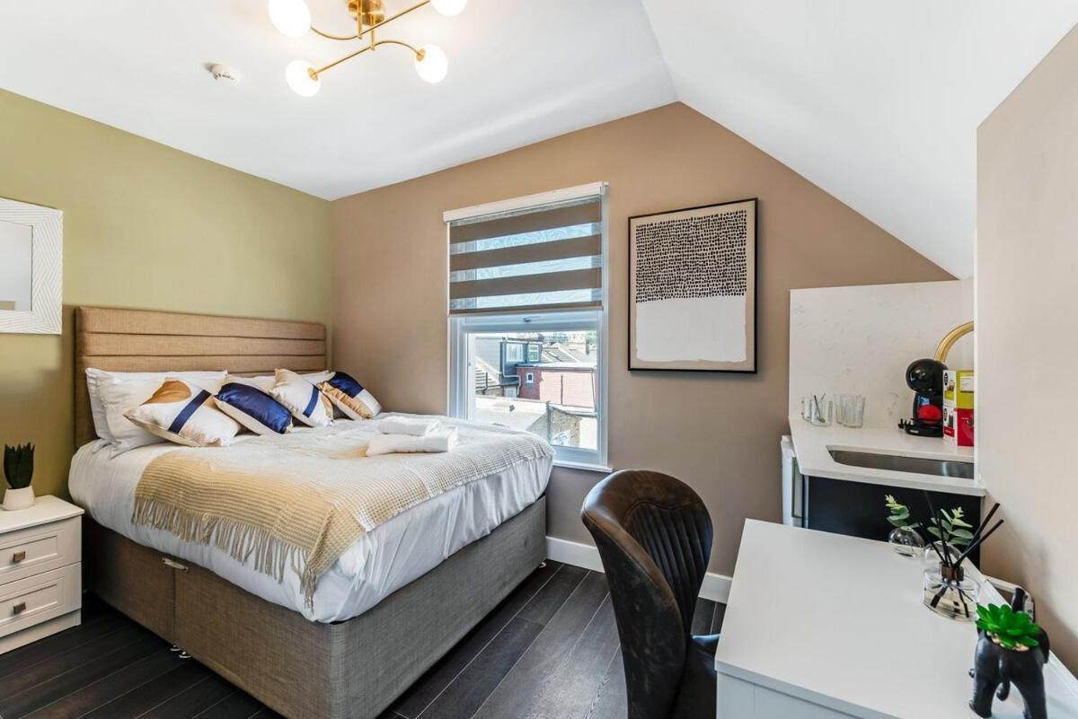Charming In Excellent Location 10 Apartment