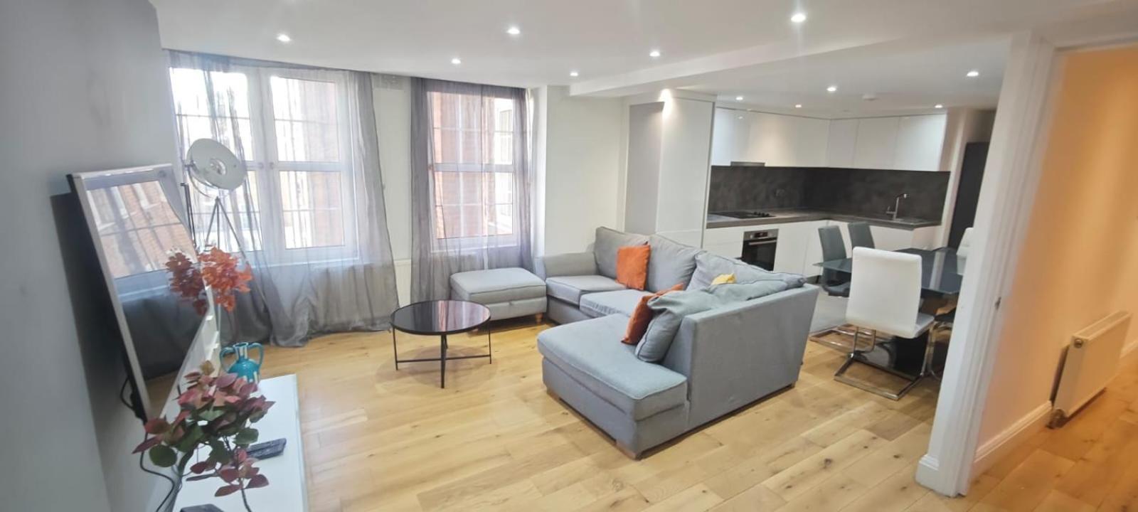 Beautiful Flat With A Garden In Marylebone London