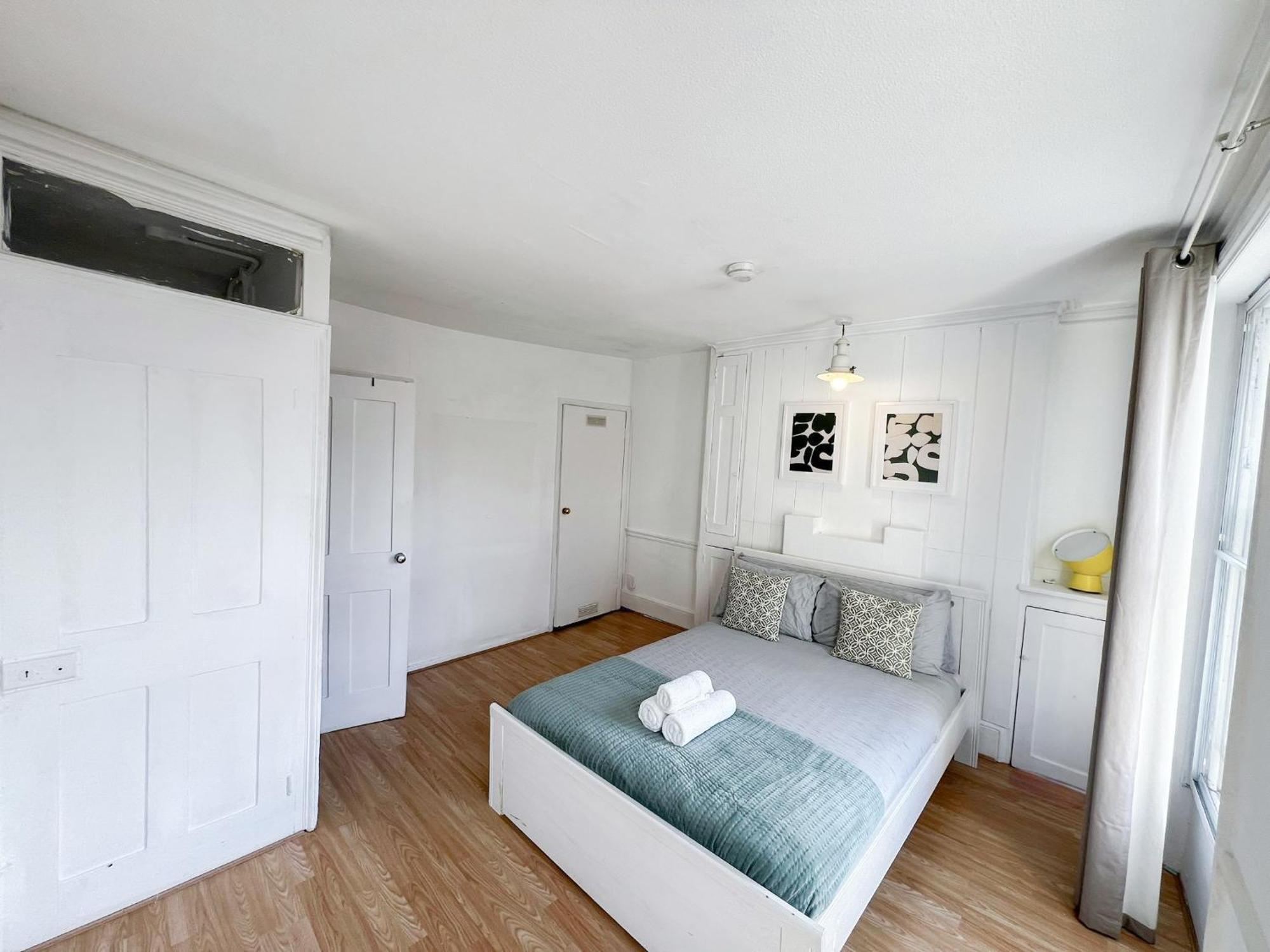 Chic 2-bedroom Flat In Farringdon Barbican Centre Holiday home