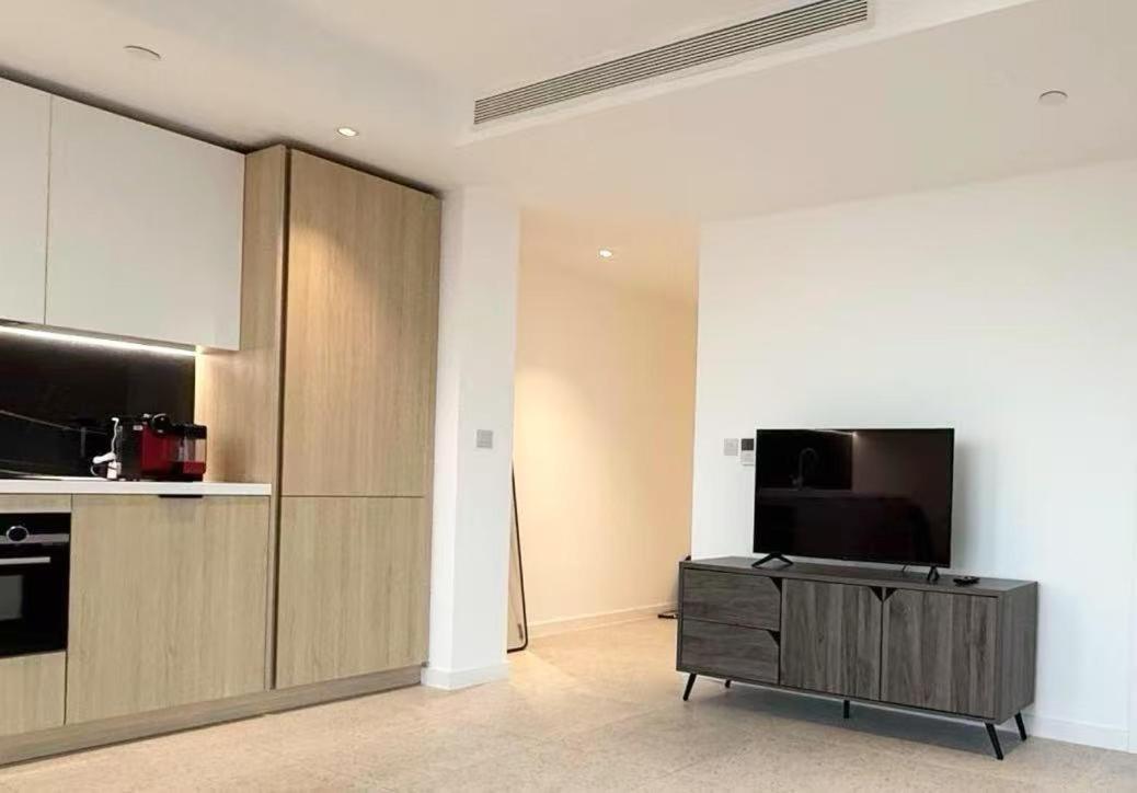 Luxury Skyline 1br *