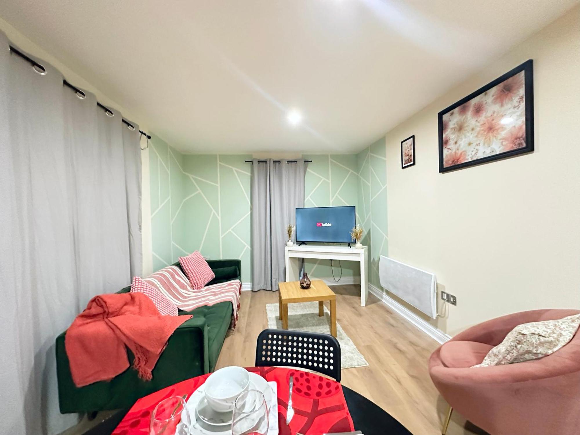 Apartment Wembley Stadium Serviced Accomodation, By Edens London