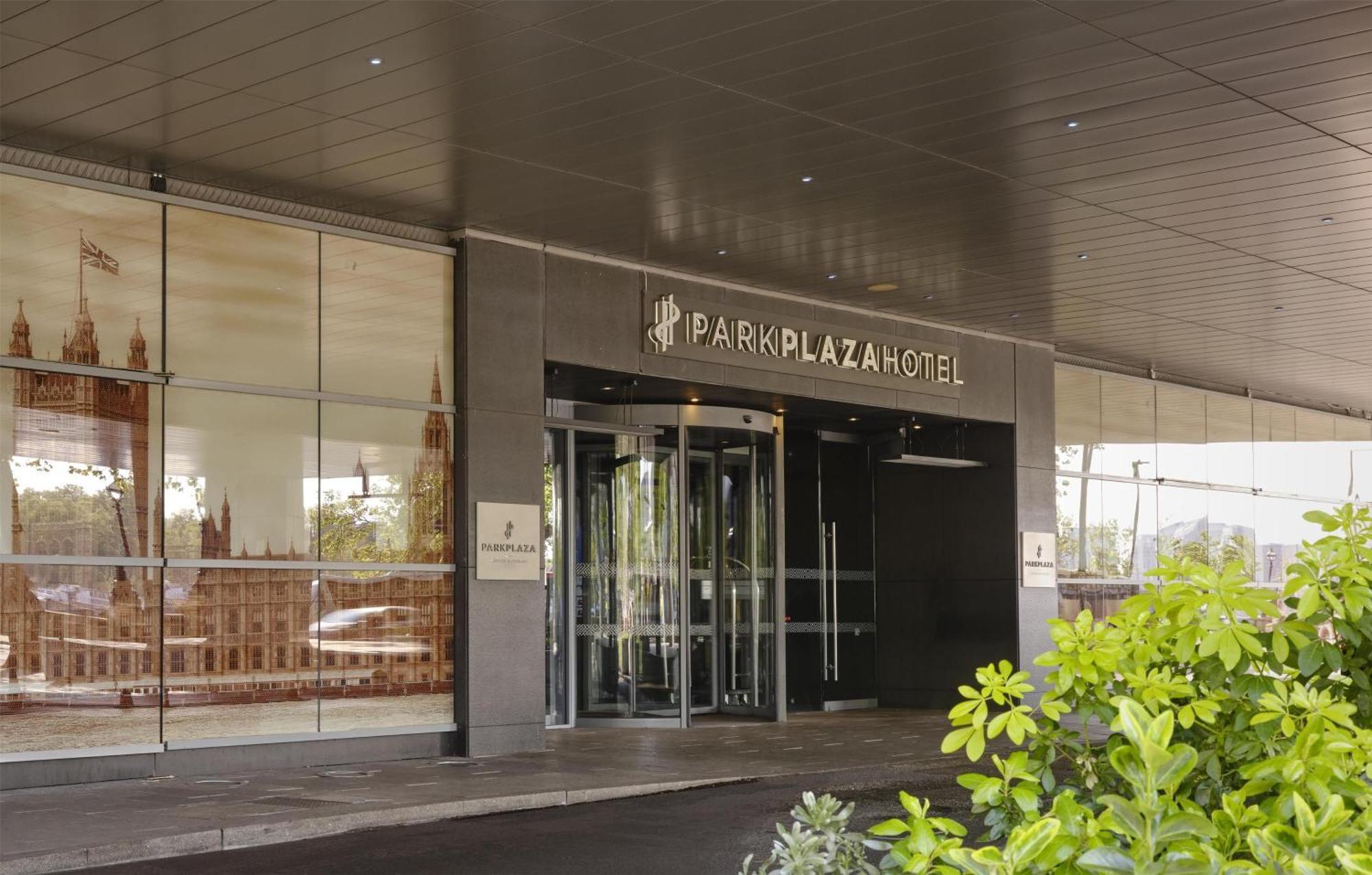 Hotel Park Plaza Riverbank