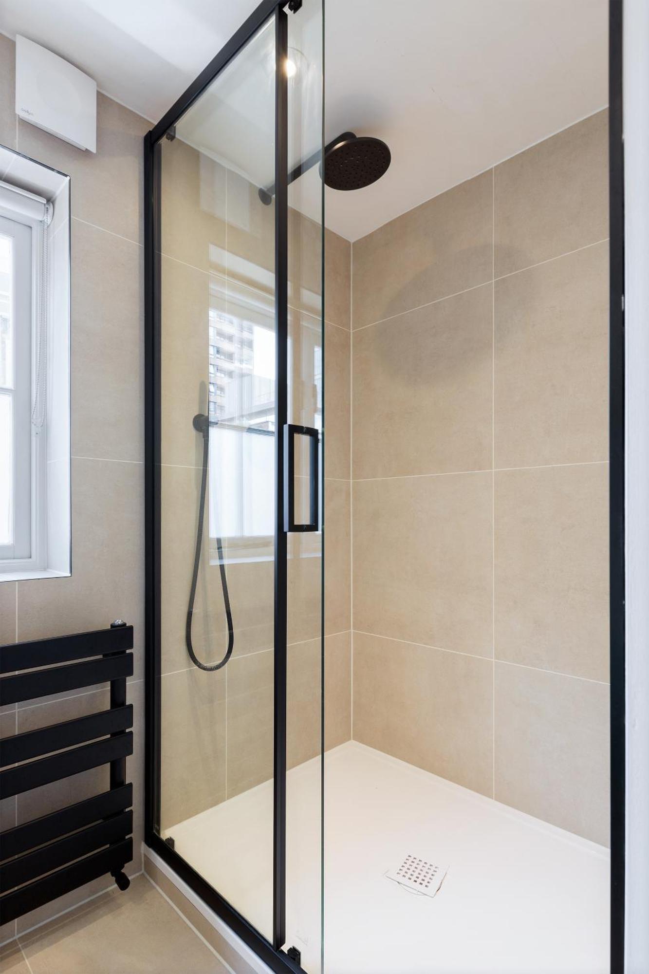 Beautiful One Bedroom In Soho