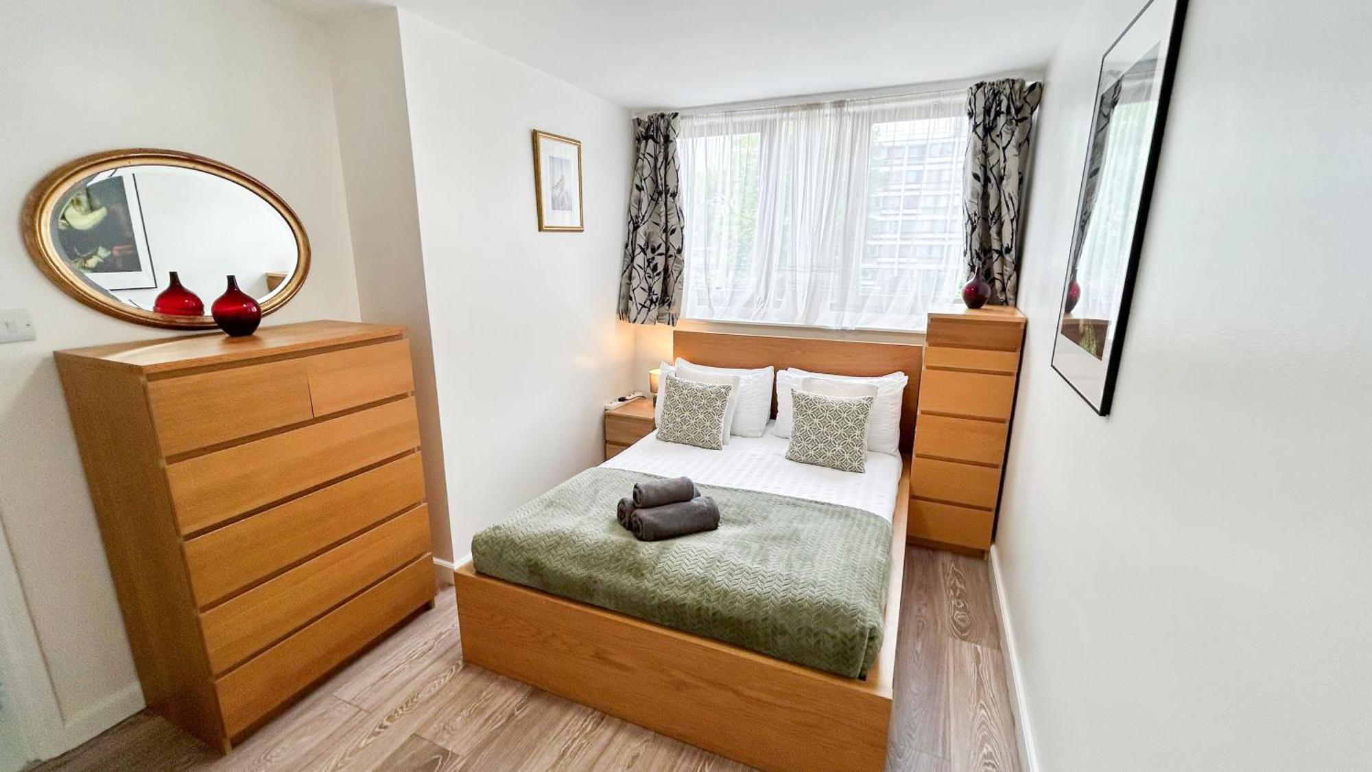 Cosy 3 Bedroom 3 Bathroom Flat With Private Garden- Maida Vale, Near Paddington * London