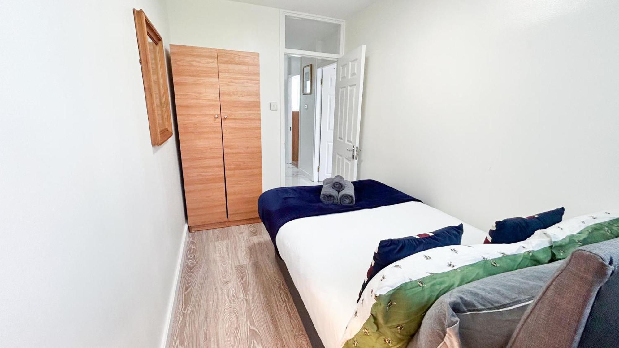 Cosy 3 Bedroom 3 Bathroom Flat With Private Garden- Maida Vale, Near Paddington * London
