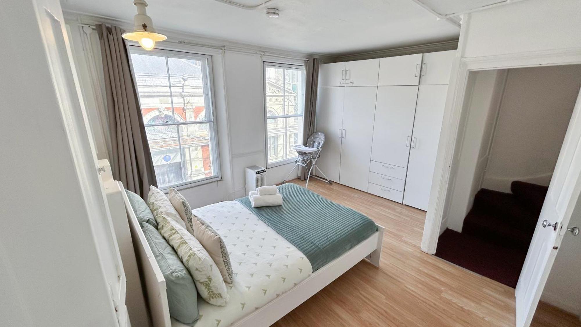 Chic 2-bedroom Flat In Farringdon Barbican Centre Holiday home