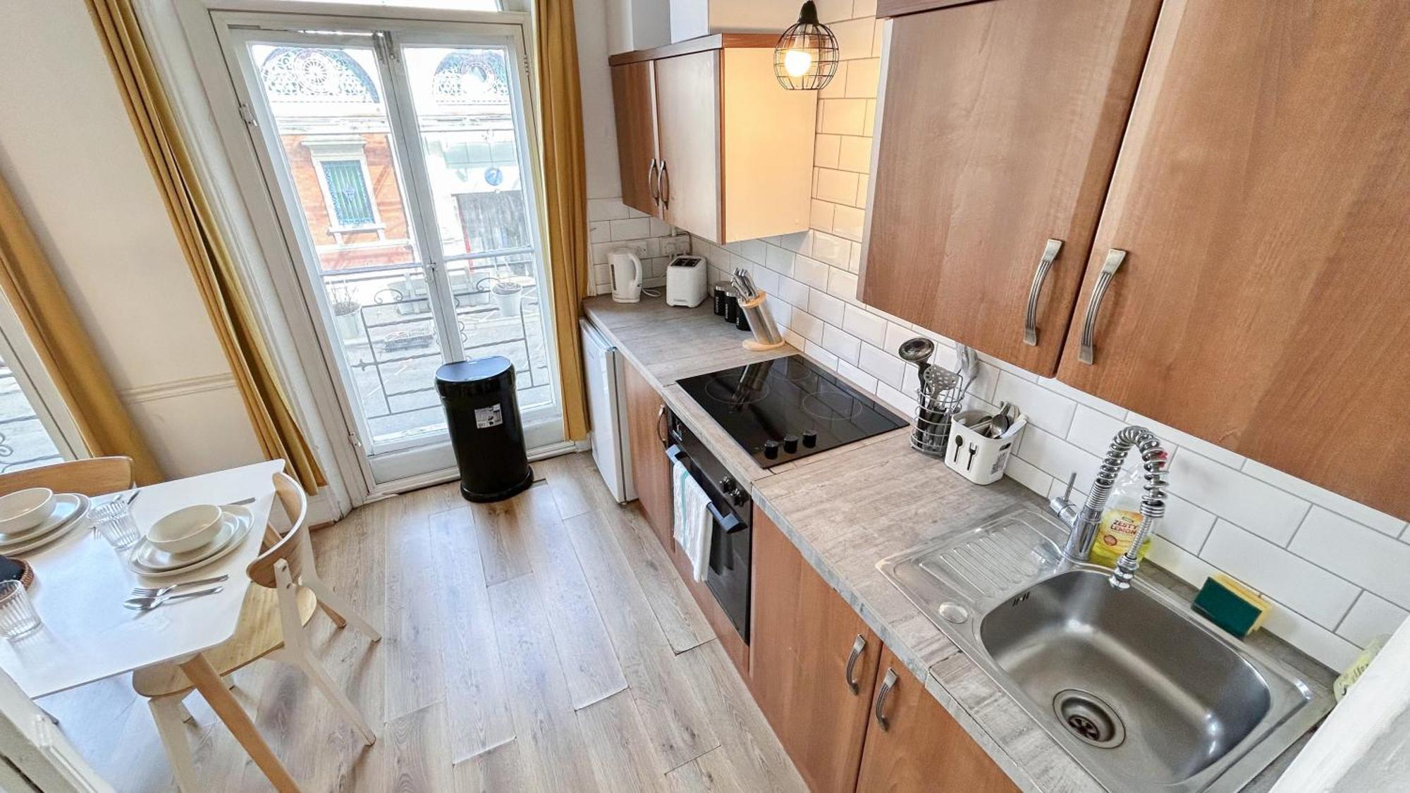 Chic 2-bedroom Flat In Farringdon Barbican Centre Holiday home London