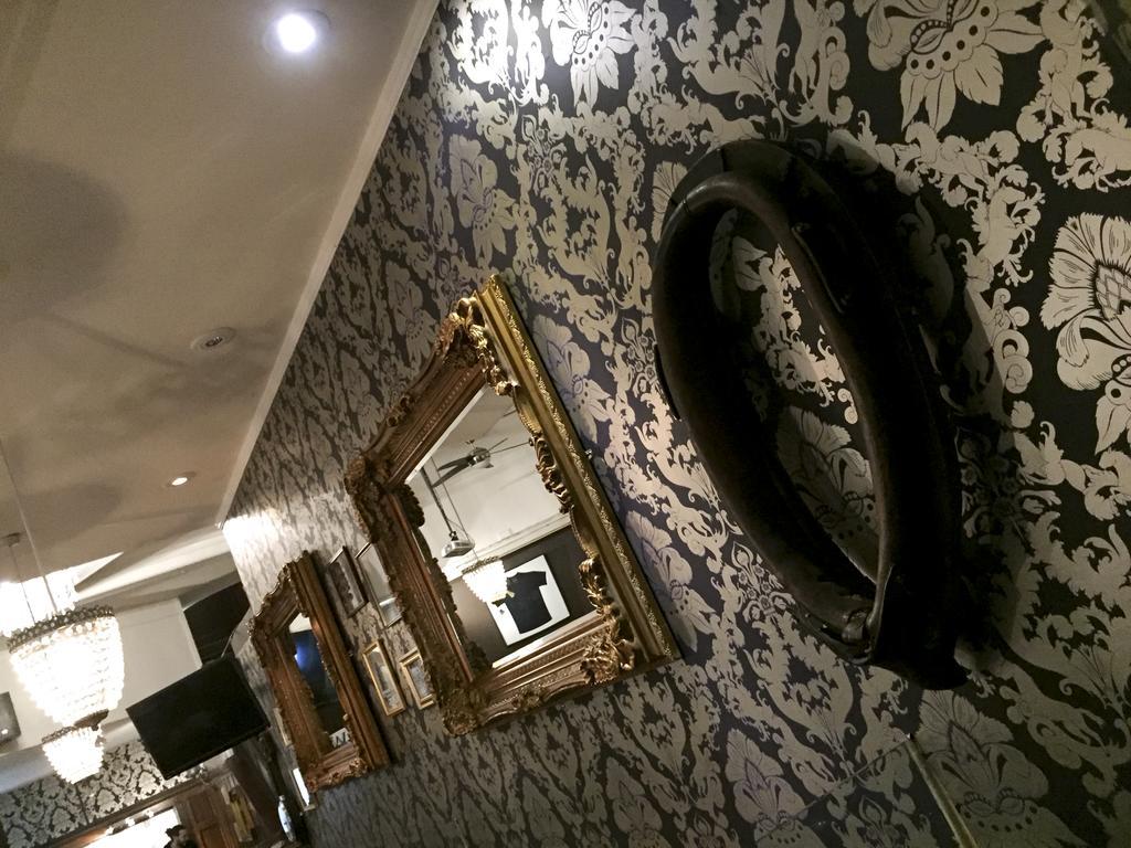 Hostel The Horse & Stables London
