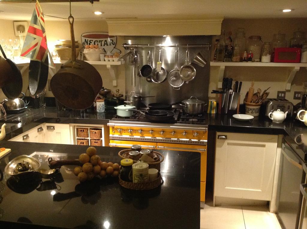 Bed & Breakfast St Alfeges 4*