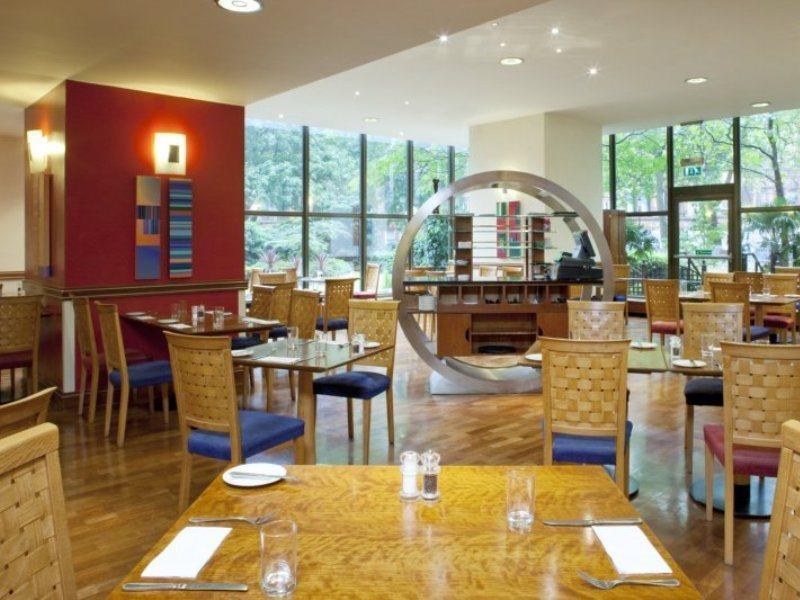 Hotel Kensington Forum, An Ihg Londen