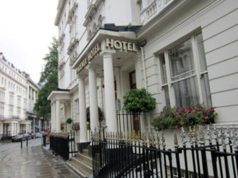 Phoenix 4* Londen