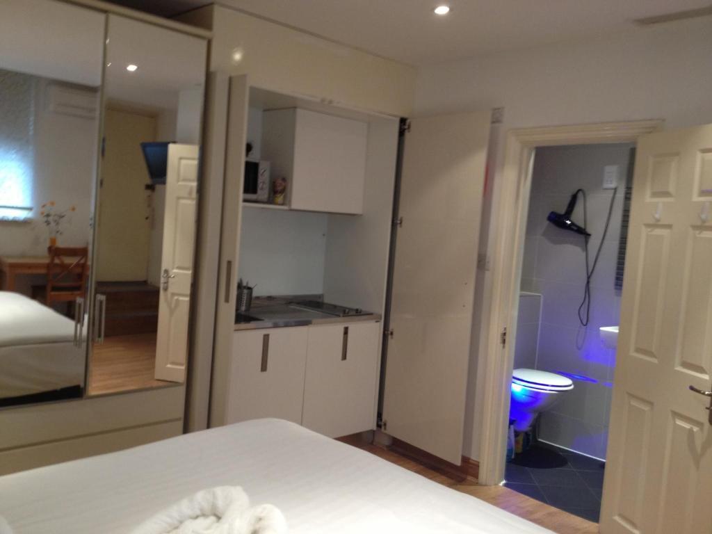 Apartahotel Nox West End Lane I 3*