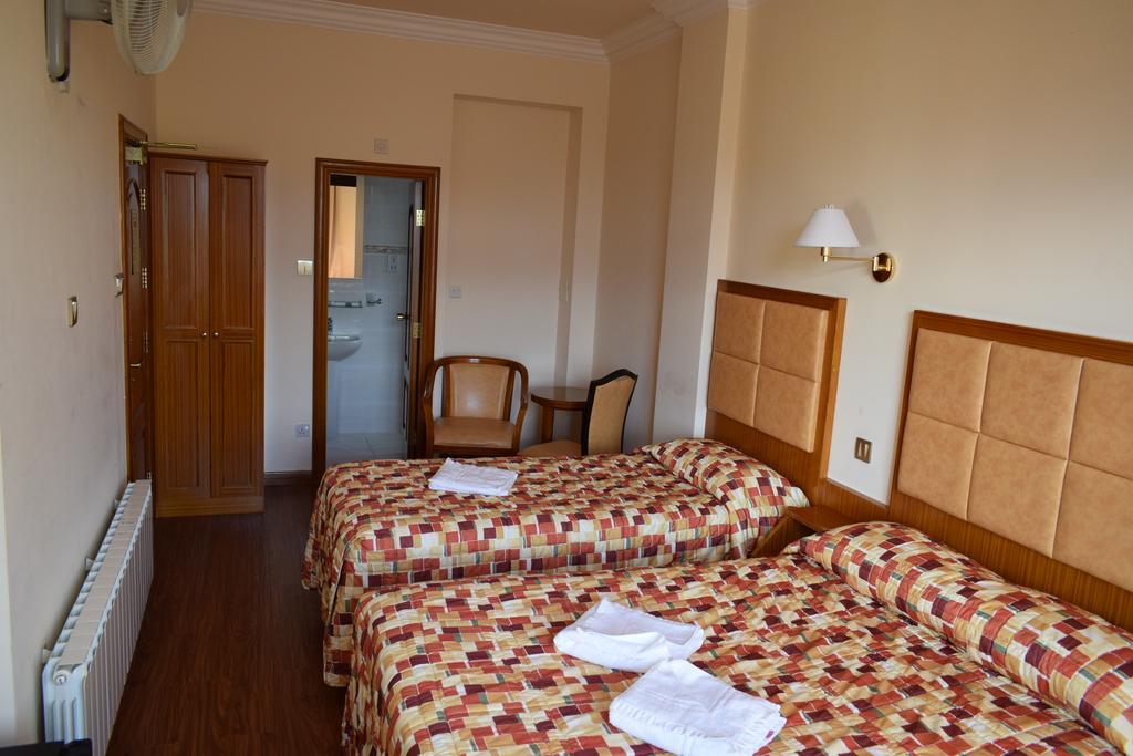 Hotel Leigham Court