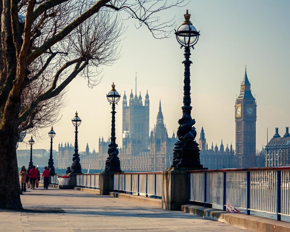 The Omega 3* Londen