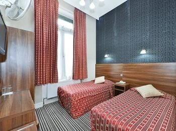 Oliver 3* Londen