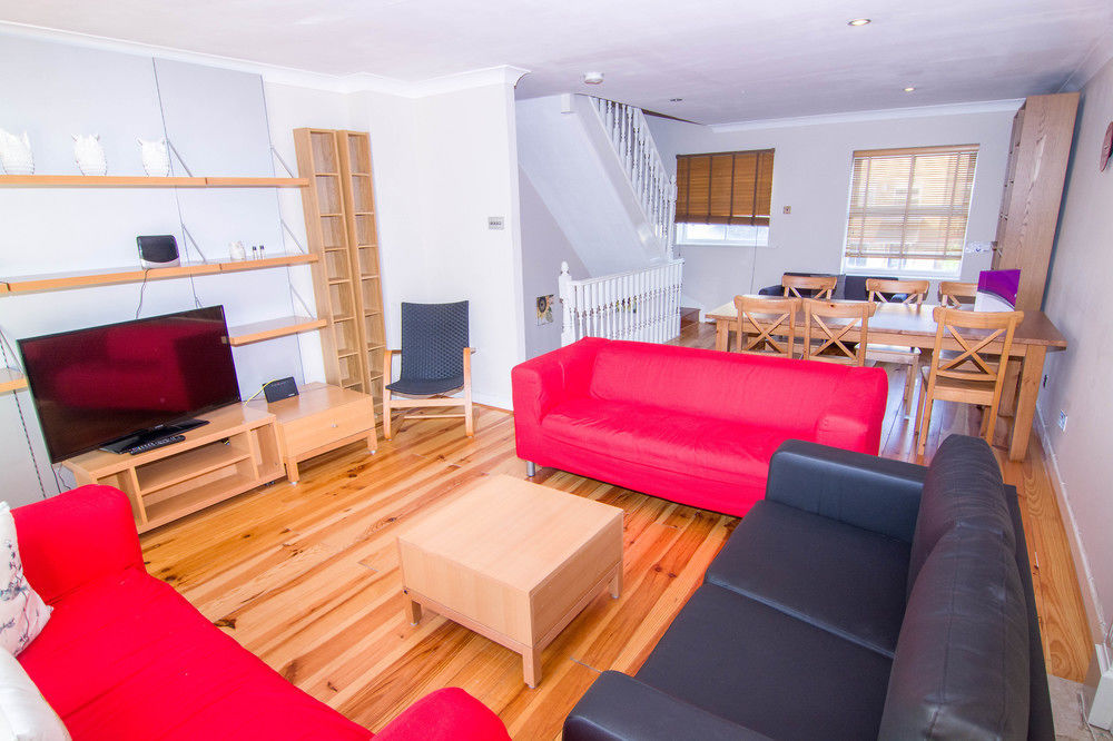 Hotel Wharf - 3*