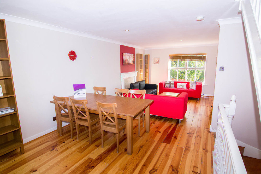 Hotel Wharf - 3*
