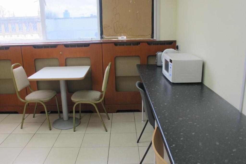 Western Northfields Ealing Hotel London