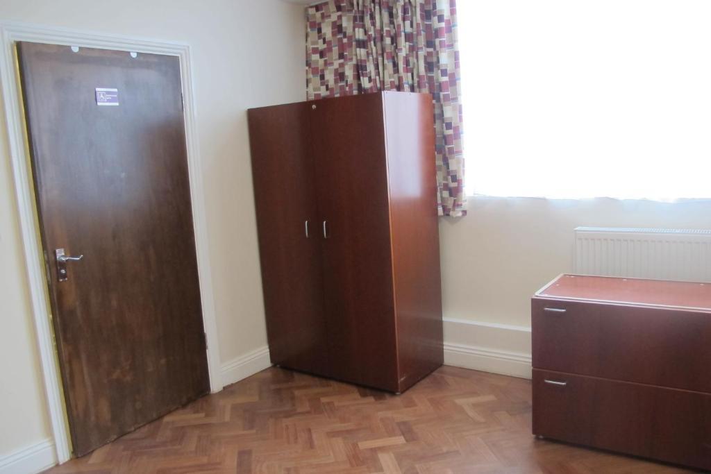 Hotel Western Northfields Ealing London