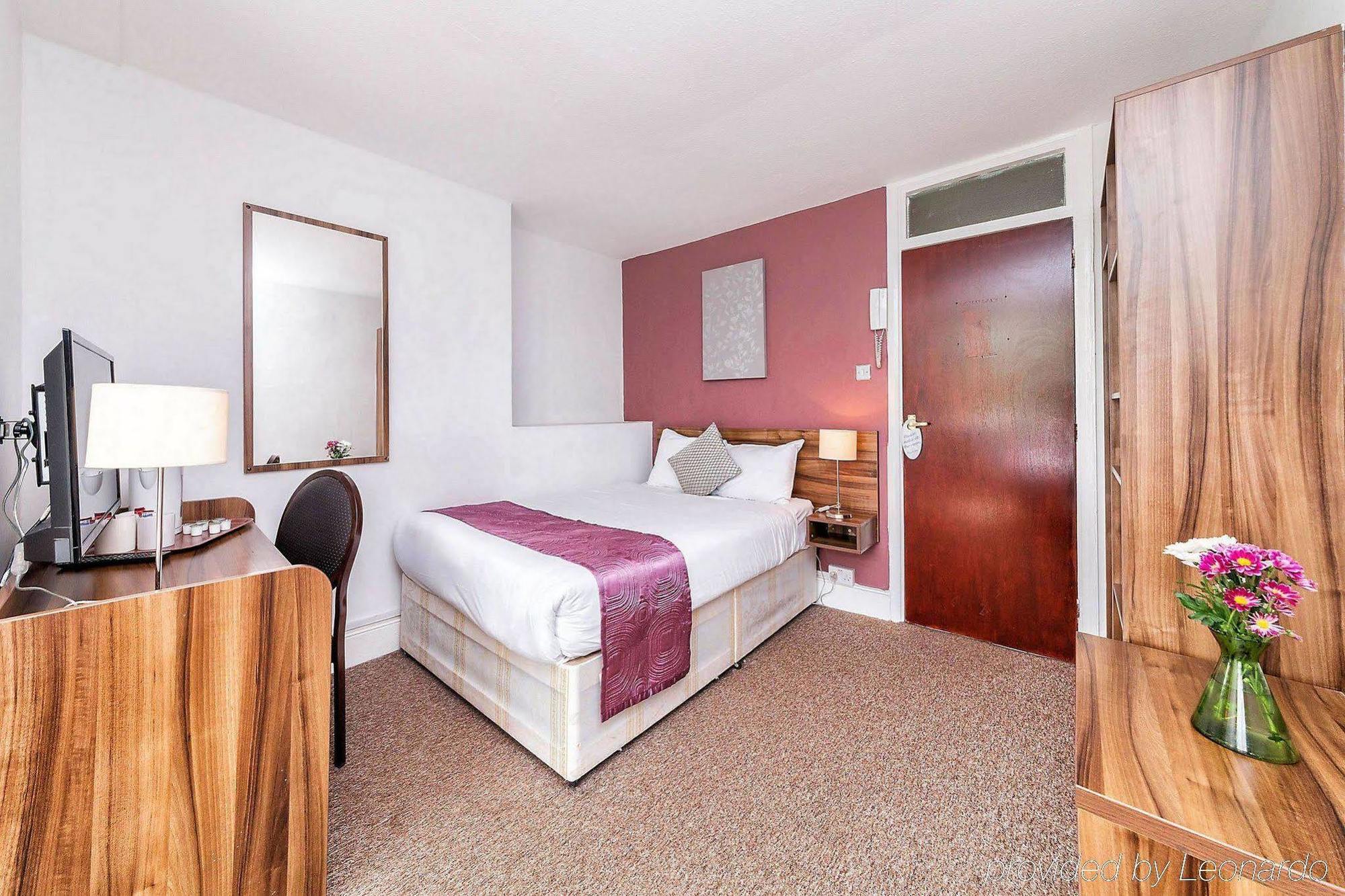 Hotel National 2*