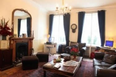 Hotel Arran House London
