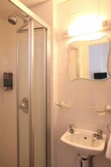 Arran House 3* London