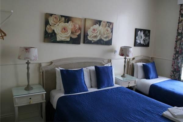 Blades Hotel London