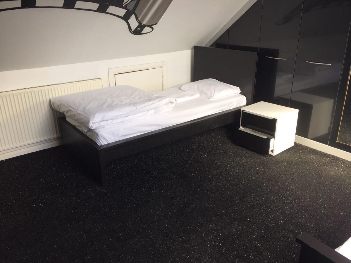The Ne 3* London