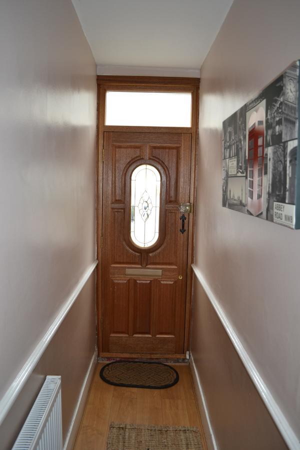 2 Bedroom House -ealing