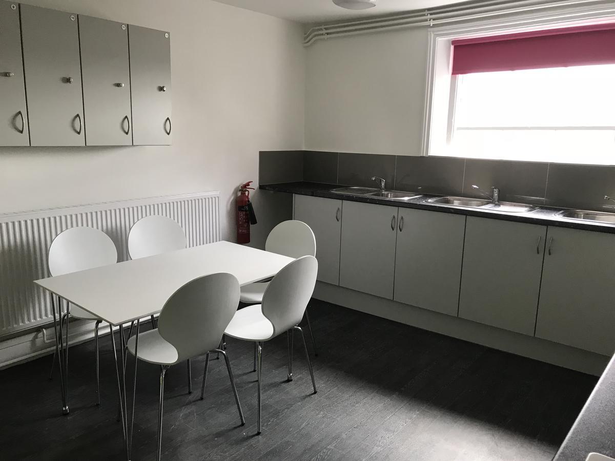 Leinster House Hostal