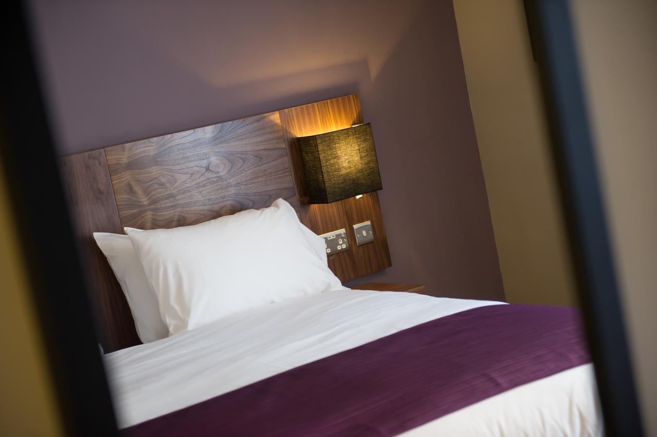 Hotel The Crown & Greyhound By Innkeeper's Collection